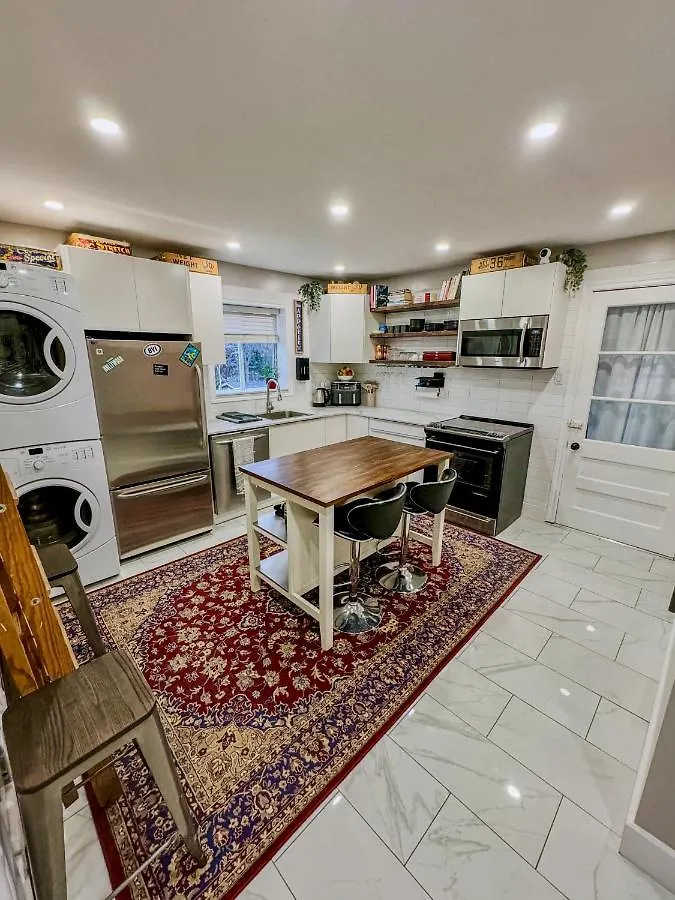 Barel Residence Homestay Longueuil